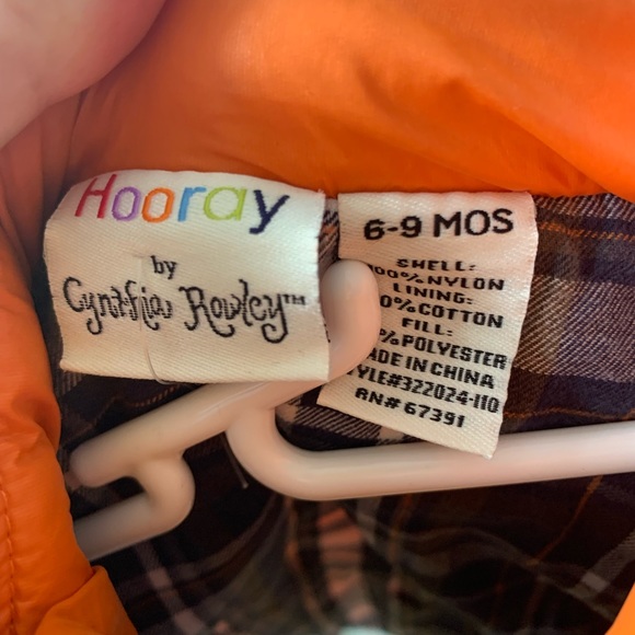 Orange Puffer Vest by Hooray by Cynthia Rowley - Picture 2 of 4